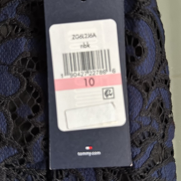 Brand new Tommy Hillfiger dress in lace - Picture 8 of 8